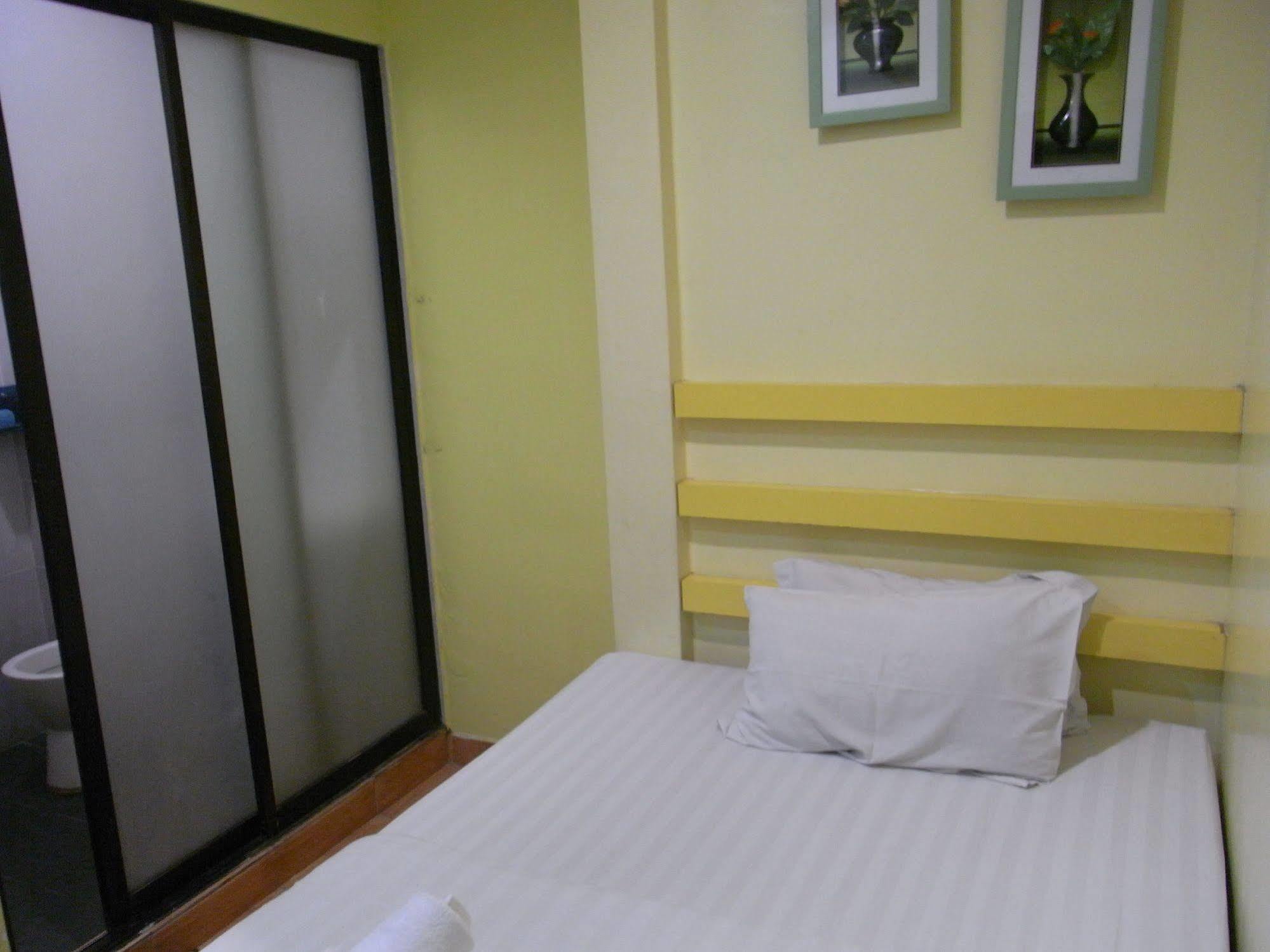 Rest & Go Hotel Shah Alam @ Uitm & Hospital 샤알람 외부 사진